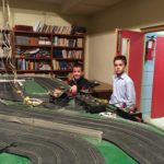 Arreglando el scalextric