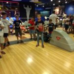 Los de 5º en la bolera de Alcobendas
